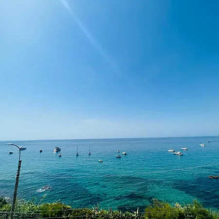 Apartment Luxury La Brezza 3 - Fronte Mare Sanremo