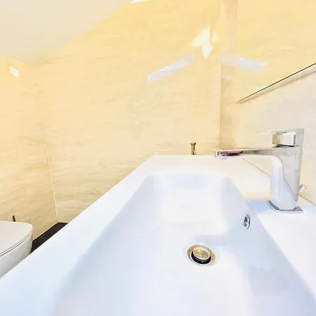 Apartment Luxury La Brezza 3 - Fronte Mare *