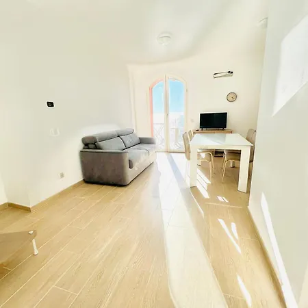 Luxury La Brezza 3 - Fronte Mare